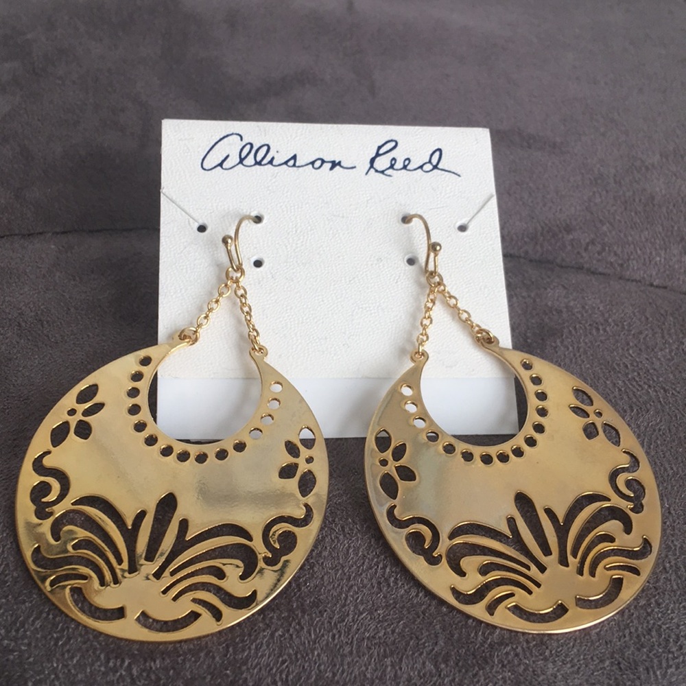 Allison Reed ~ Gold Tone Earrings